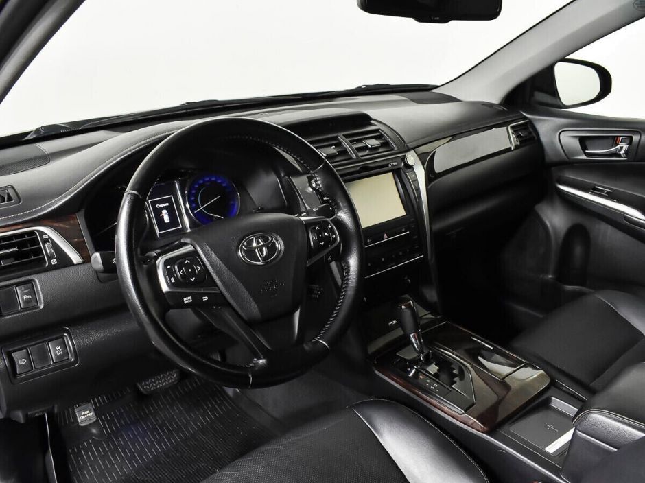 Toyota Camry 2.5 АКПП, 2015, 98 000 км фото 5