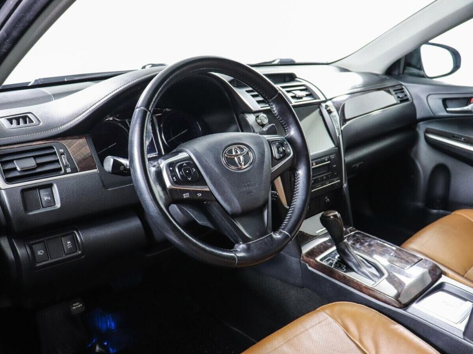 Toyota Camry 2.5 АКПП, 2016, 85 000 км фото 5