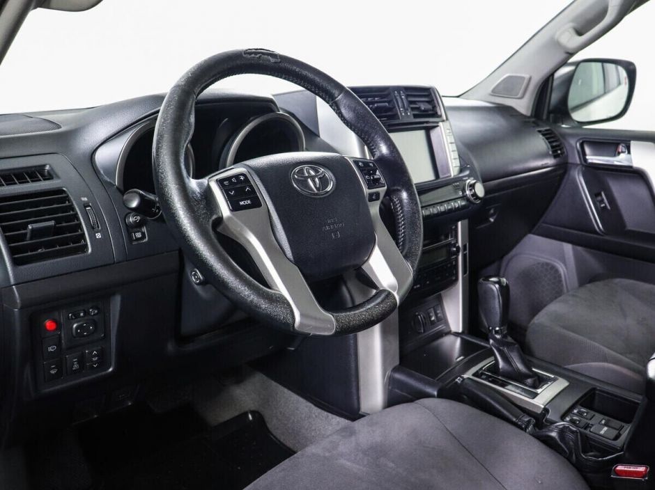 Toyota Land Cruiser Prado 3.0 АКПП, 2013, 129 000 км фото 5