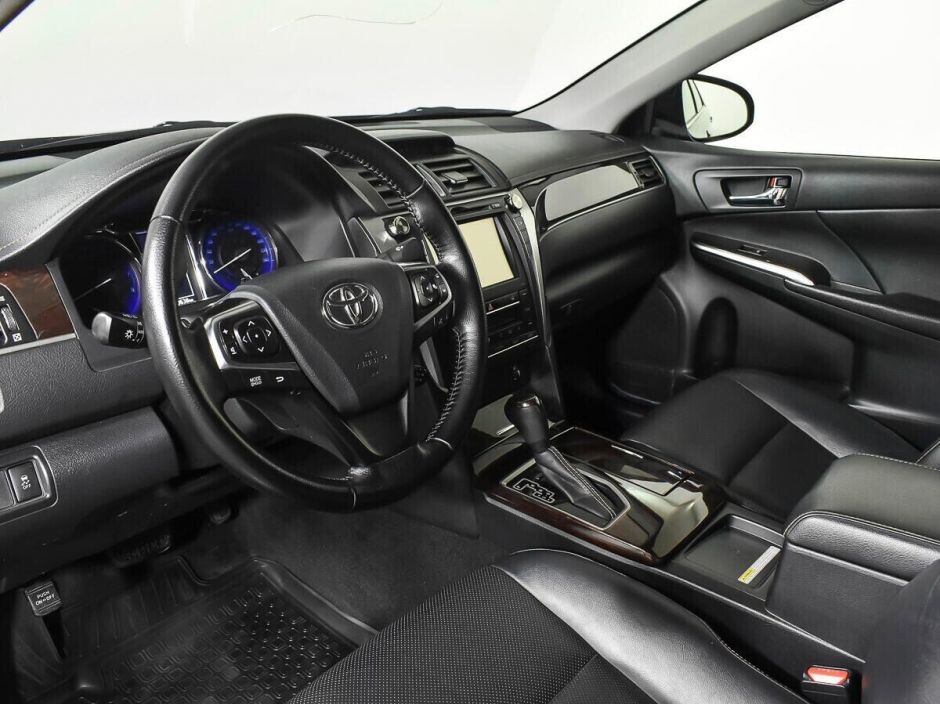 Toyota Camry 2.5 АКПП, 2015, 108 000 км фото 5