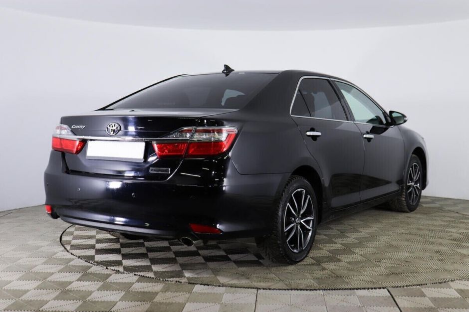 Toyota Camry 2.5 АКПП, 2017, 84 000 км фото 2