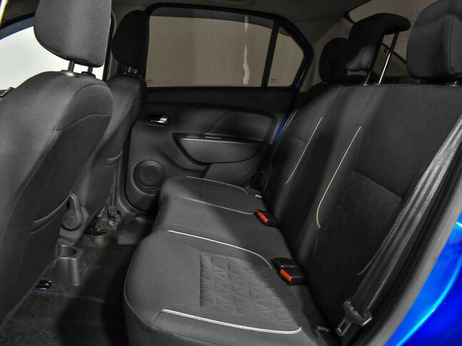 Renault Logan 1.6 АКПП, 2019, 50 000 км фото 11