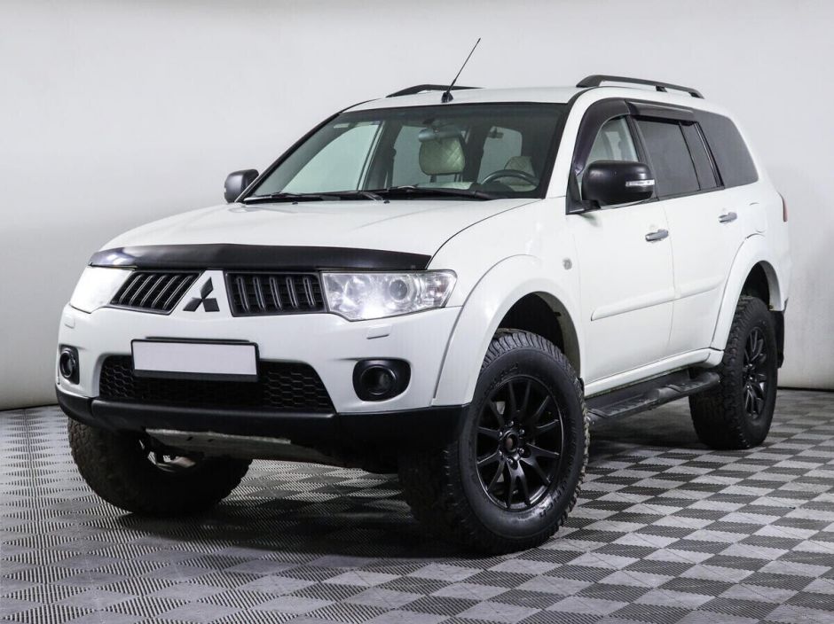Mitsubishi Pajero Sport 2.5 АКПП, 2013, 119 000 км фото 1