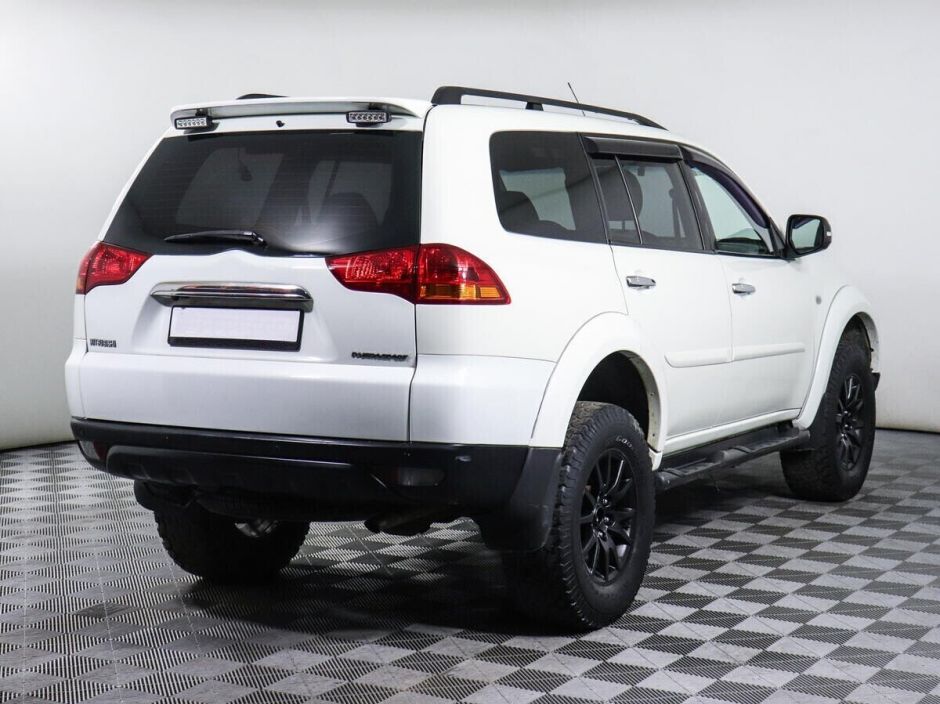 Mitsubishi Pajero Sport 2.5 АКПП, 2013, 119 000 км фото 2