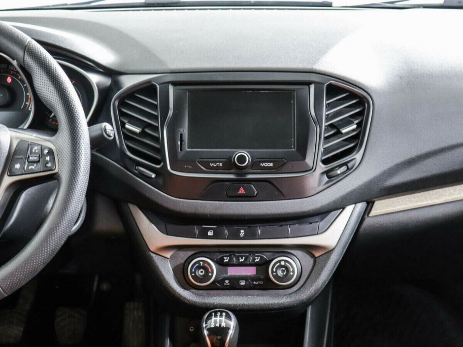 LADA (ВАЗ) Vesta 1.6 МКПП, 2017, 77 000 км фото 8
