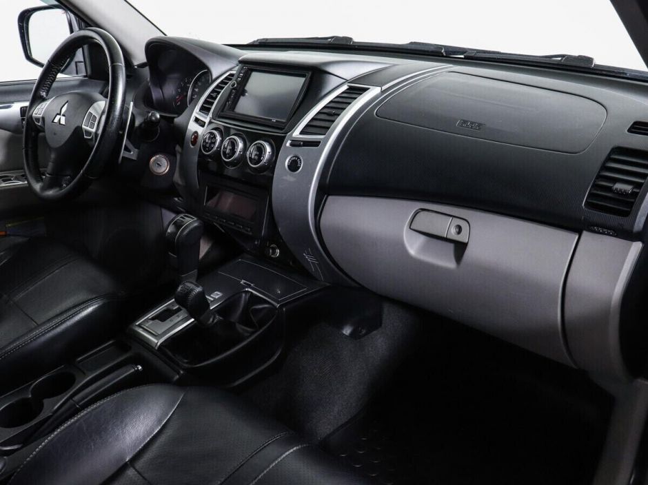 Mitsubishi Pajero Sport 2.5 АКПП, 2013, 120 000 км фото 8
