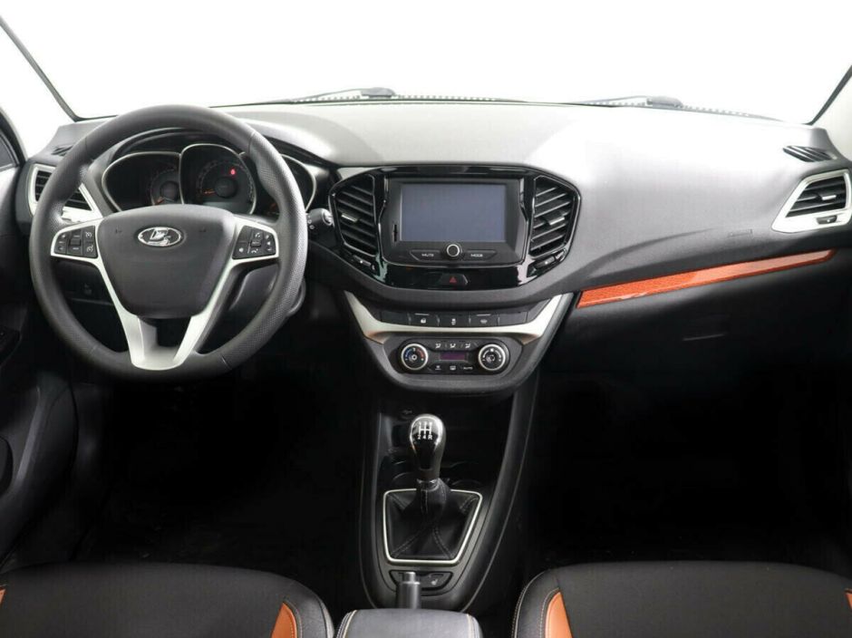 LADA (ВАЗ) Vesta 1.8 МКПП, 2019, 53 000 км фото 6