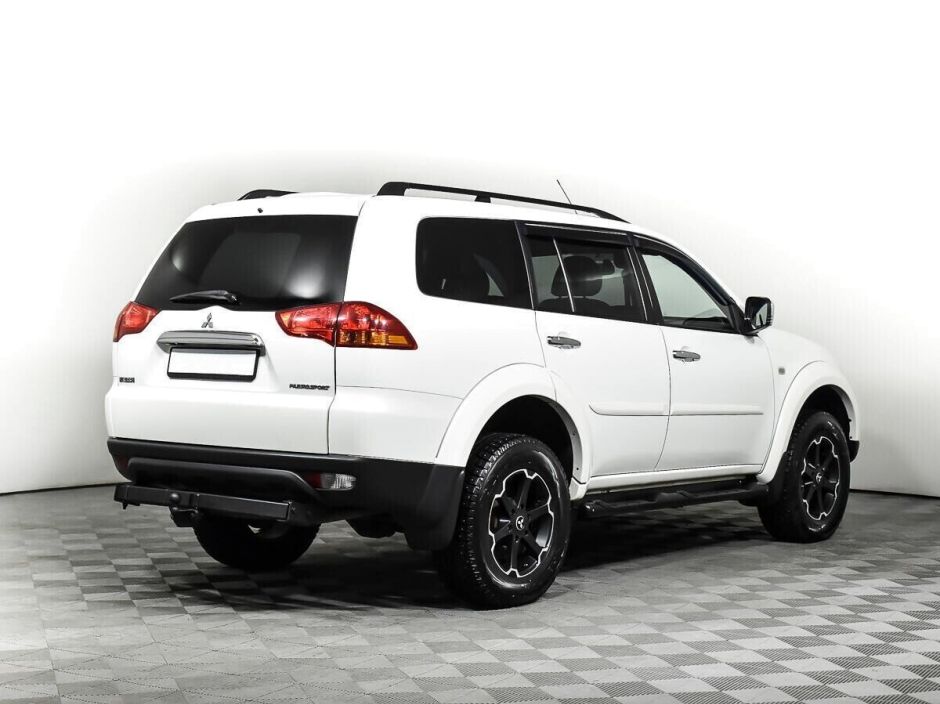 Mitsubishi Pajero Sport 2.5 АКПП, 2013, 125 000 км фото 2