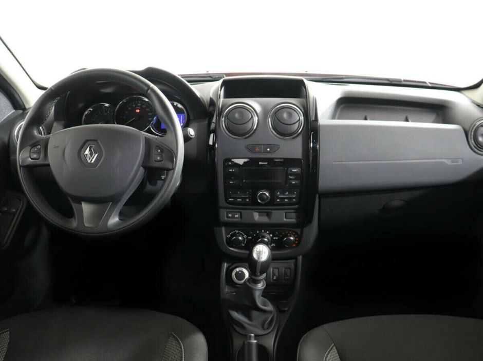 Renault Duster 2.0 МКПП, 2018, 60 000 км фото 8