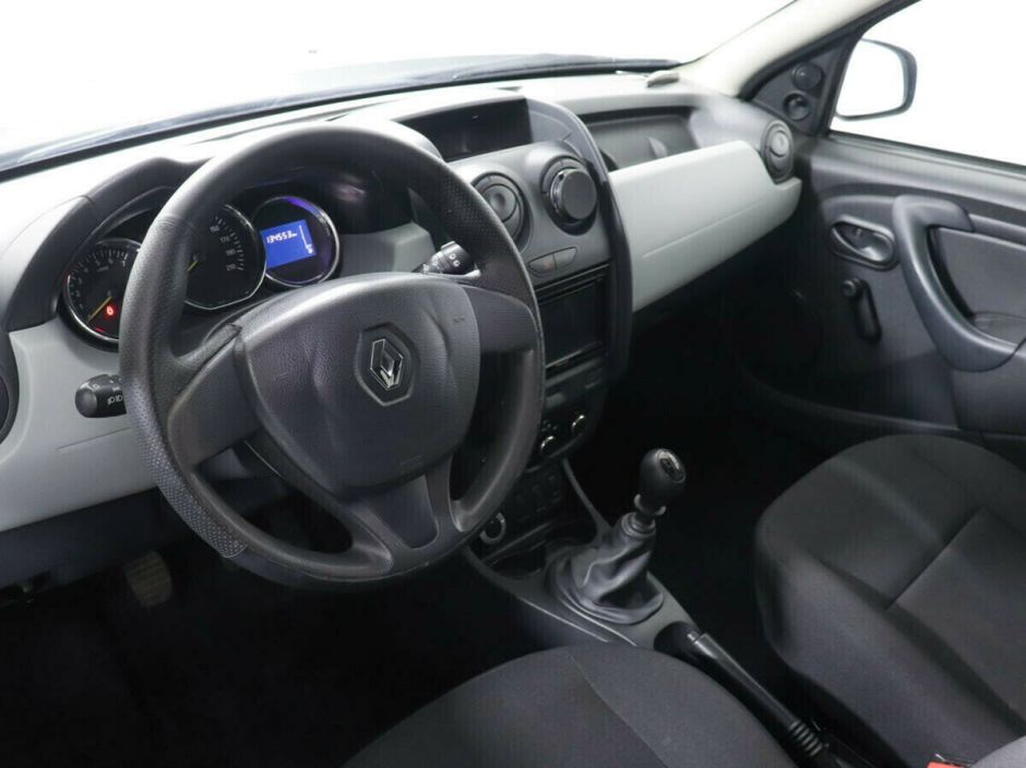 Renault Duster 1.6 МКПП, 2018, 61 000 км фото 5