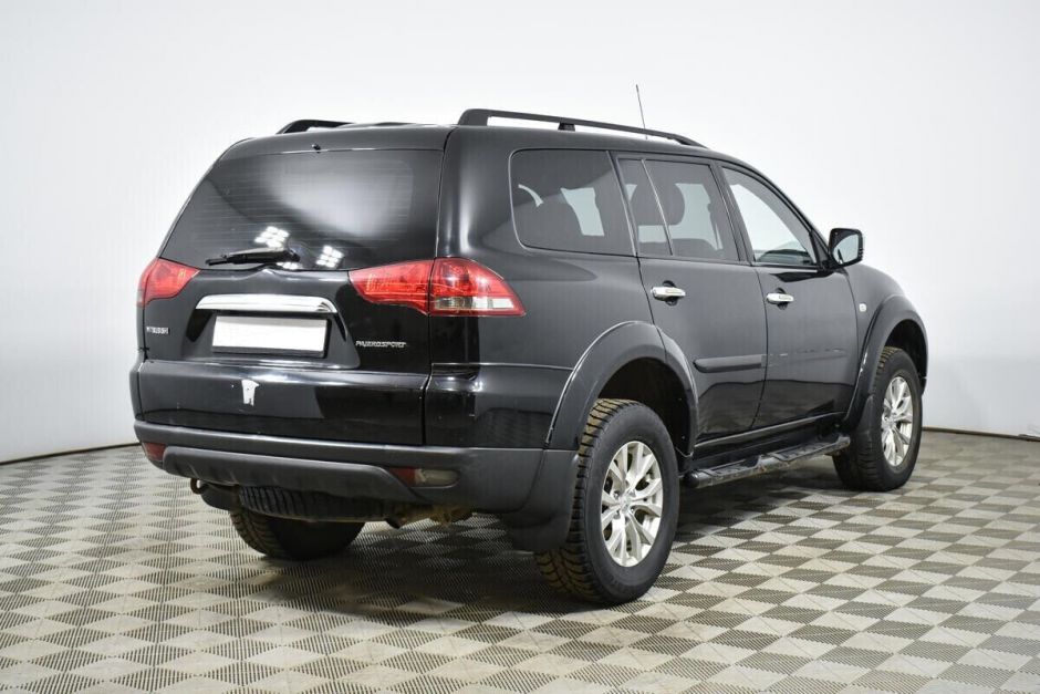Mitsubishi Pajero Sport 2.4 АКПП, 2015, 105 000 км фото 2