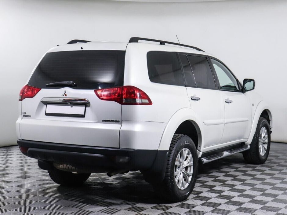 Mitsubishi Pajero Sport 2.4 АКПП, 2015, 107 000 км фото 2