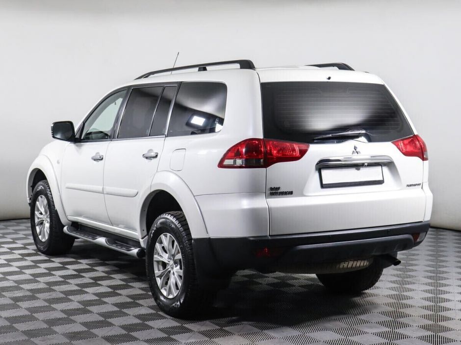 Mitsubishi Pajero Sport 2.4 АКПП, 2015, 107 000 км фото 4