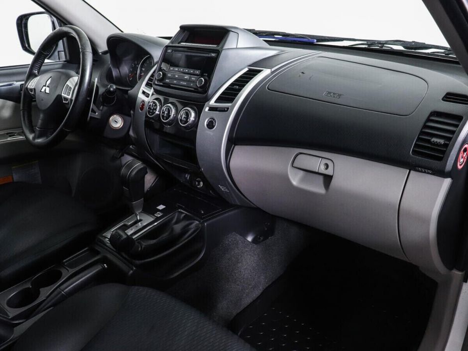 Mitsubishi Pajero Sport 2.4 АКПП, 2015, 107 000 км фото 8