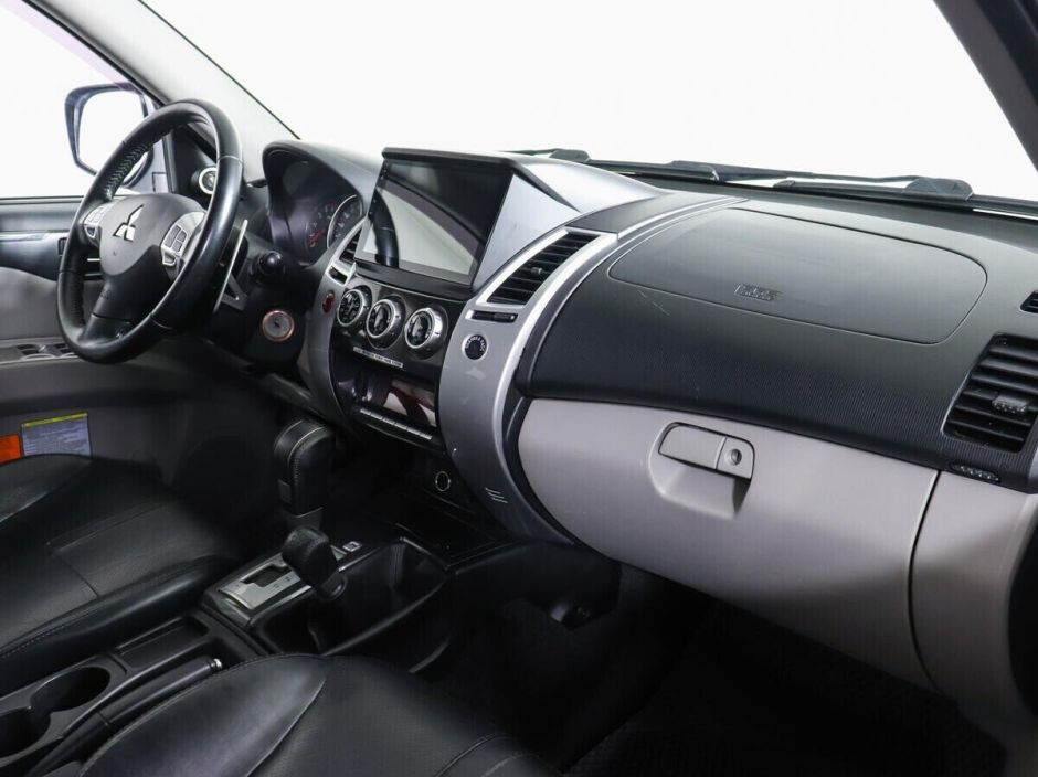 Mitsubishi Pajero Sport 2.5 АКПП, 2014, 120 000 км фото 8