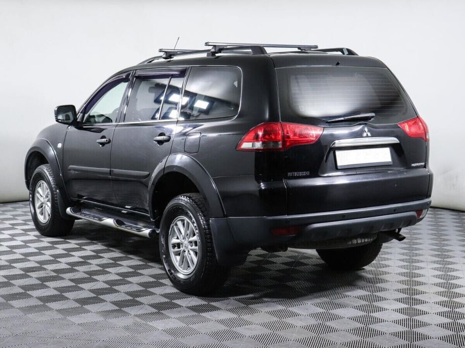 Mitsubishi Pajero Sport 2.4 МКПП, 2015, 102 000 км фото 4