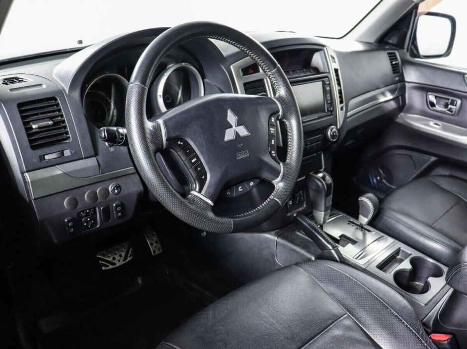 Mitsubishi Pajero 3.2 АКПП, 2009, 178 000 км фото 5