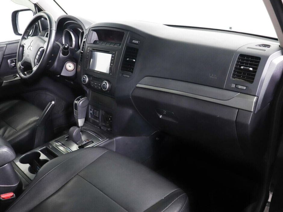 Mitsubishi Pajero 3.2 АКПП, 2011, 144 000 км фото 8