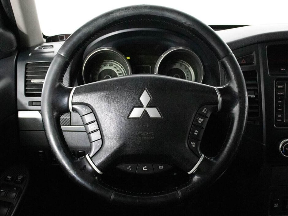 Mitsubishi Pajero 3.2 АКПП, 2011, 152 000 км фото 6
