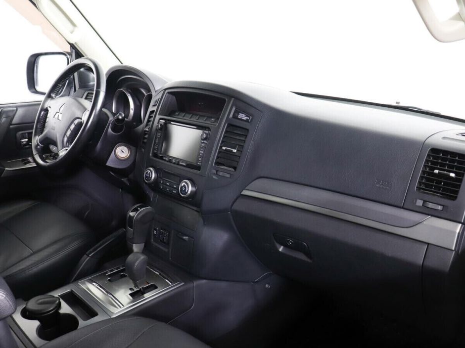 Mitsubishi Pajero 3.5 АКПП, 2014, 108 000 км фото 8