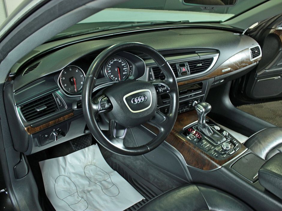 Audi A7 3.0 РКПП, 2010, 117 258 км фото 5