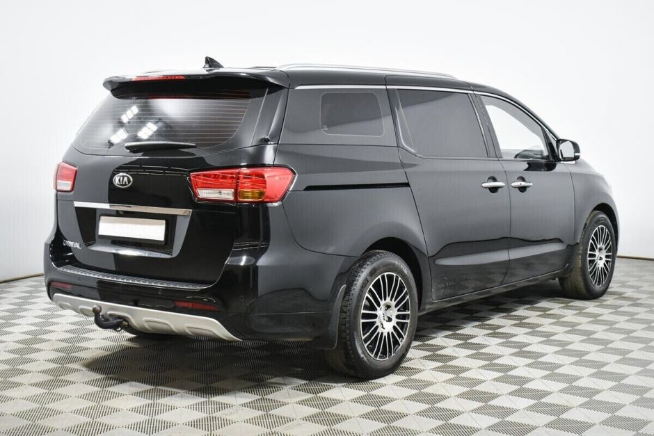 Kia Carnival 2.2 АКПП, 2016, 95 000 км фото 2