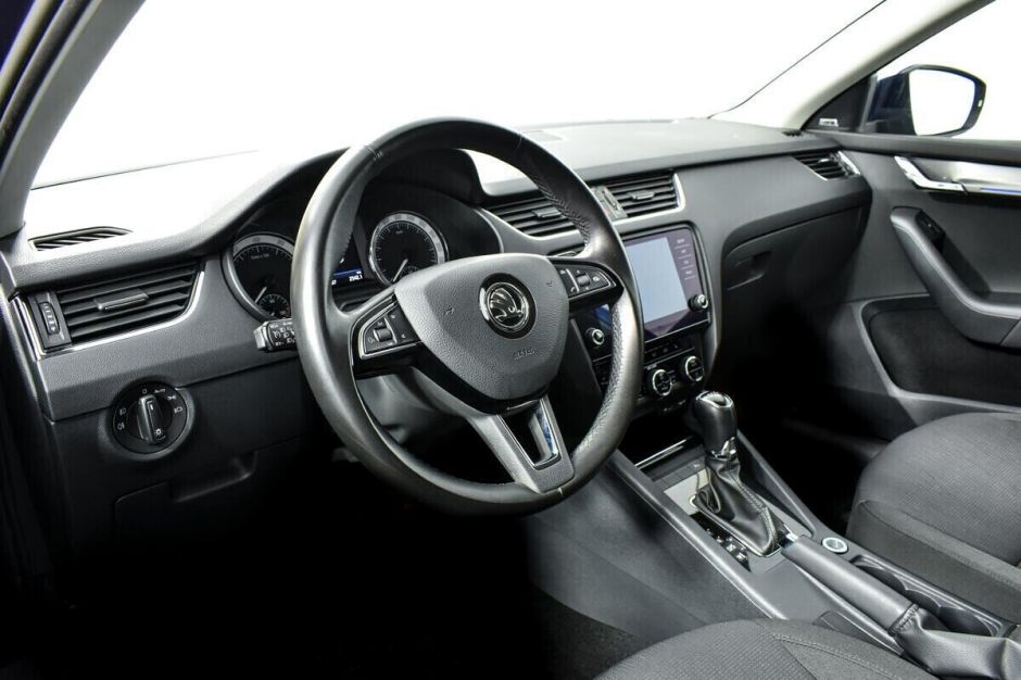 Skoda Octavia 1.8 РКПП, 2017, 86 000 км фото 5