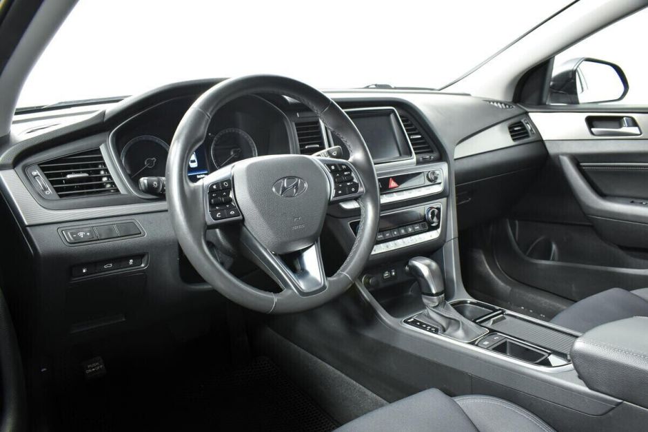 Hyundai Sonata 2.4 АКПП, 2017, 77 000 км фото 5