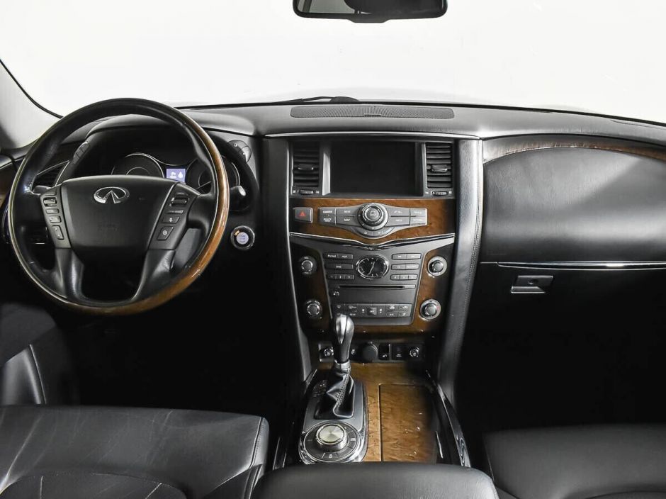 Infiniti QX56 5.6 АКПП, 2011, 151 000 км фото 7