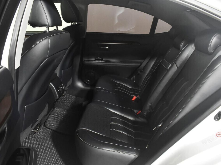 Lexus ES 2.0 АКПП, 2015, 100 000 км фото 13