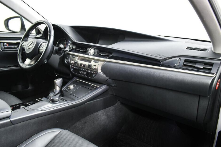 Lexus ES 2.0 АКПП, 2018, 59 000 км фото 7