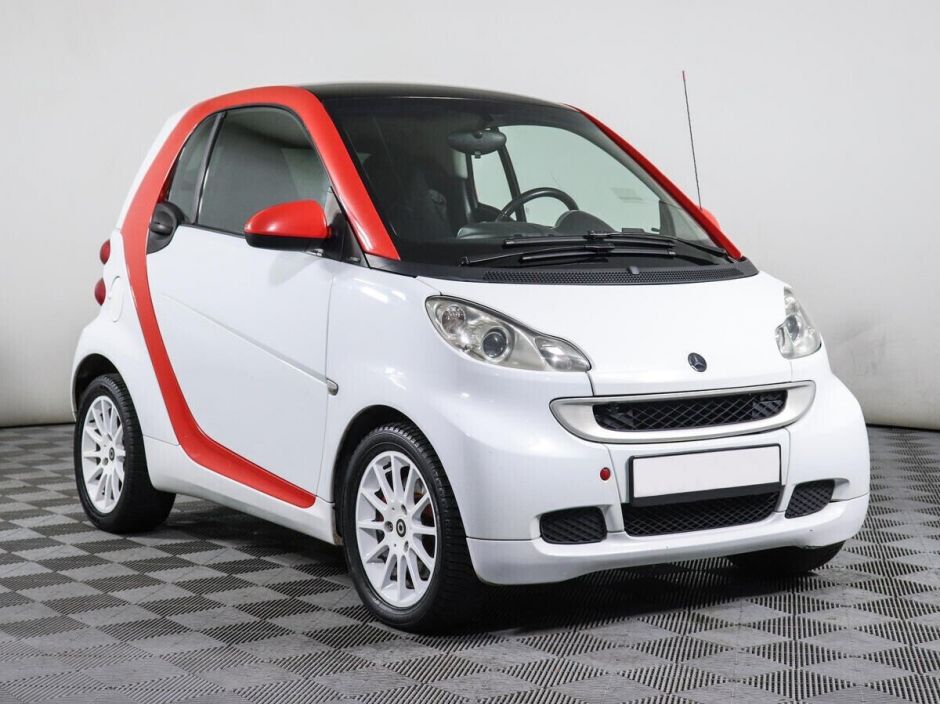 Smart Fortwo 1.0 РКПП, 2009, 179 000 км фото 3