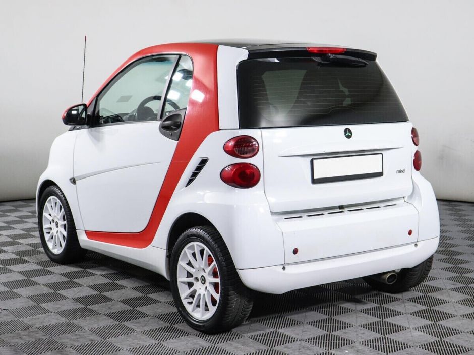 Smart Fortwo 1.0 РКПП, 2009, 179 000 км фото 4