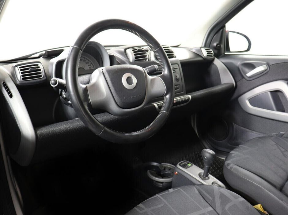 Smart Fortwo 1.0 РКПП, 2009, 179 000 км фото 5