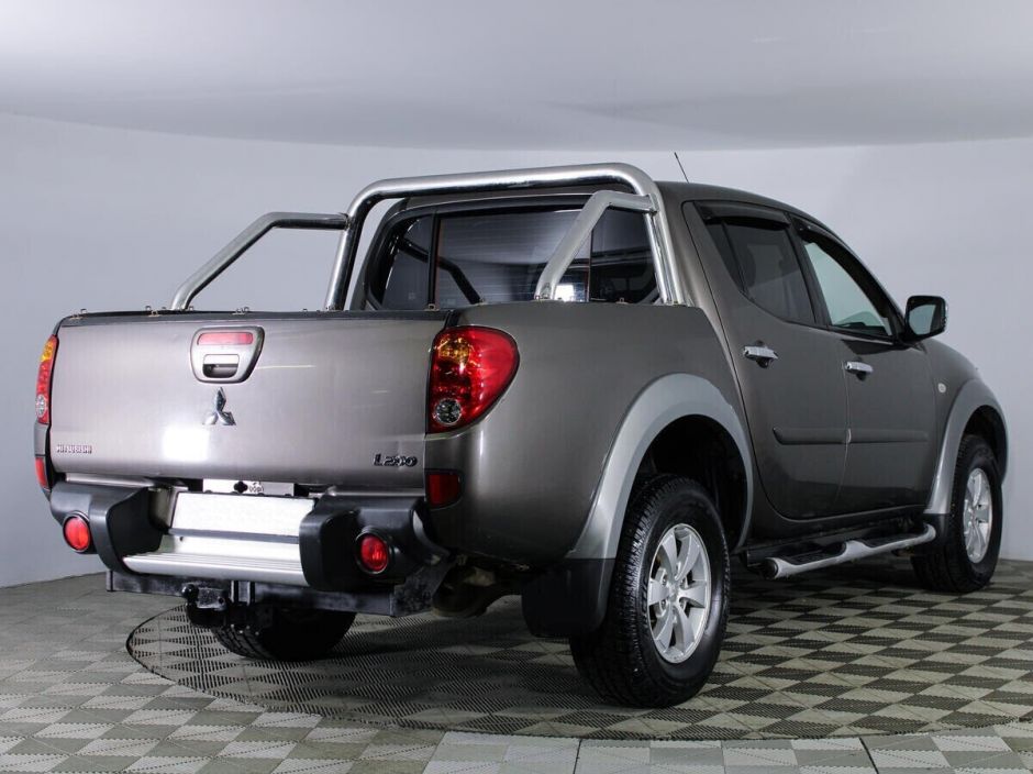 Mitsubishi L200 2.5 АКПП, 2012, 140 000 км фото 2
