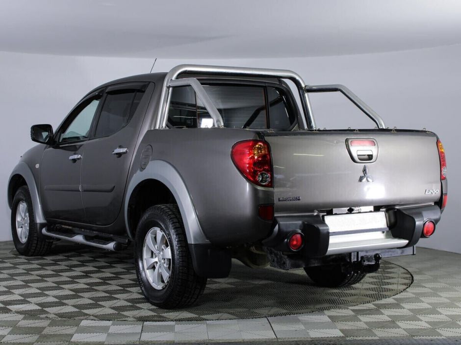 Mitsubishi L200 2.5 АКПП, 2012, 140 000 км фото 4