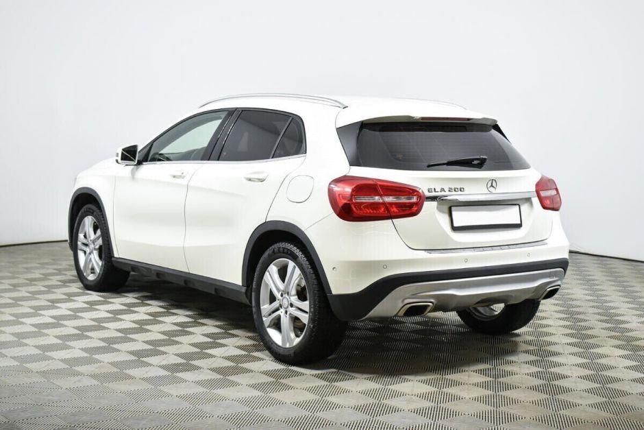 Mercedes-Benz GLA 1.6 РКПП, 2015, 101 000 км фото 4