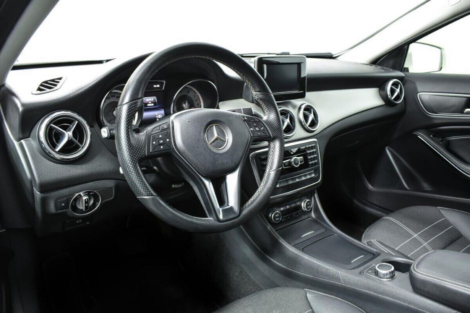 Mercedes-Benz GLA 1.6 РКПП, 2015, 101 000 км фото 5