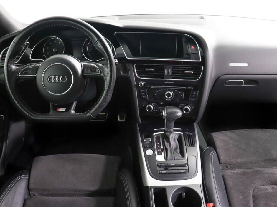 Audi A5 2.0 РКПП, 2015, 86 000 км фото 6