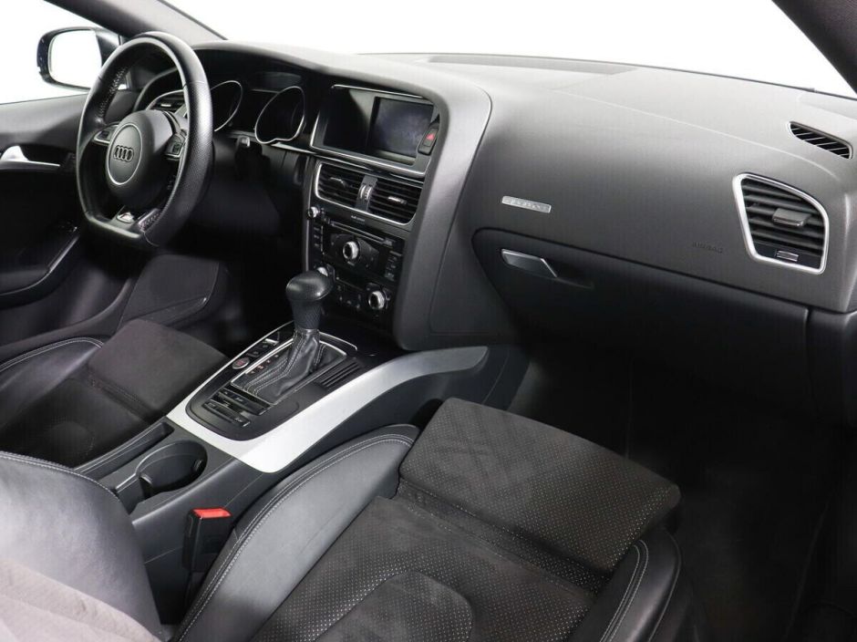 Audi A5 2.0 РКПП, 2015, 86 000 км фото 7
