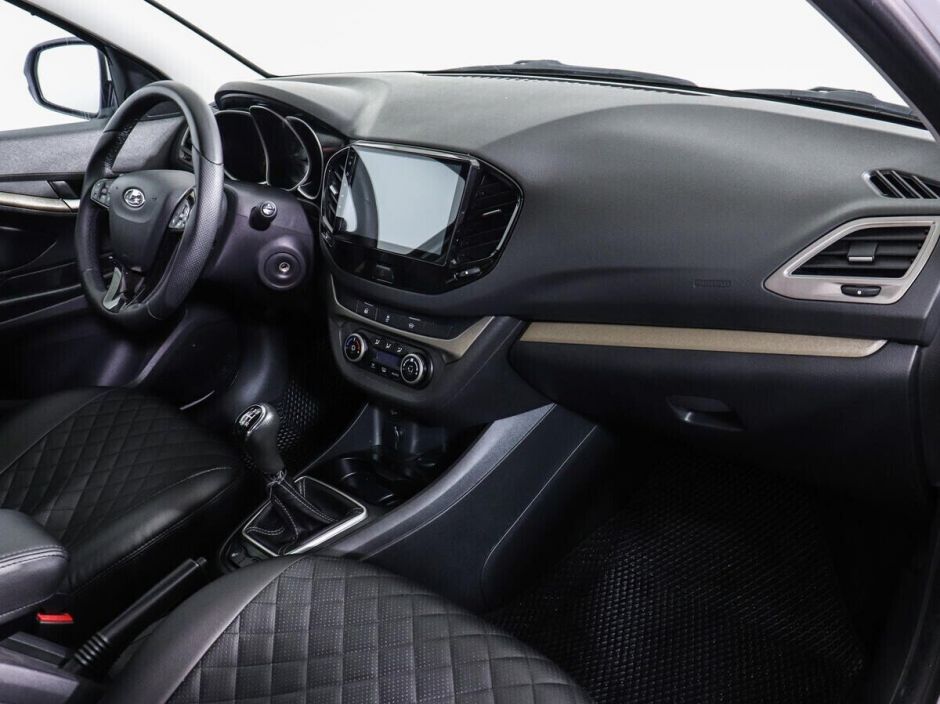LADA (ВАЗ) Vesta 1.8 МКПП, 2019, 59 000 км фото 9