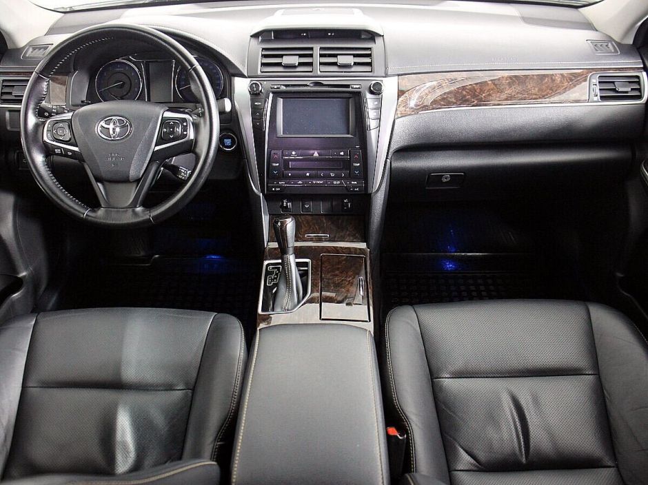 Toyota Camry 2.5 АКПП, 2017, 80 000 км фото 6