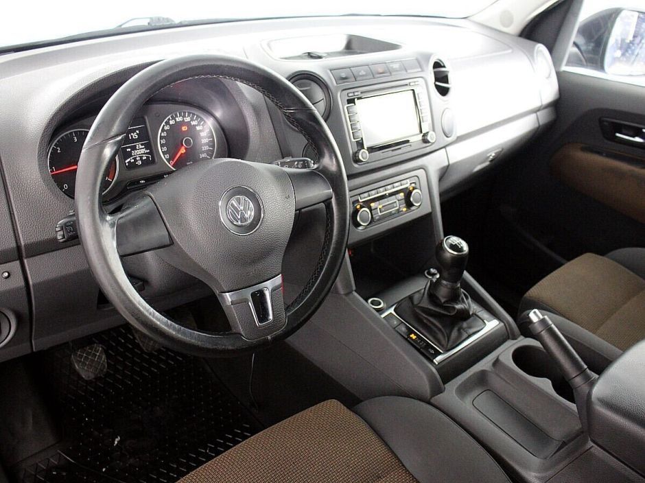 Volkswagen Amarok 2.0 МКПП, 2011, 145 000 км фото 4