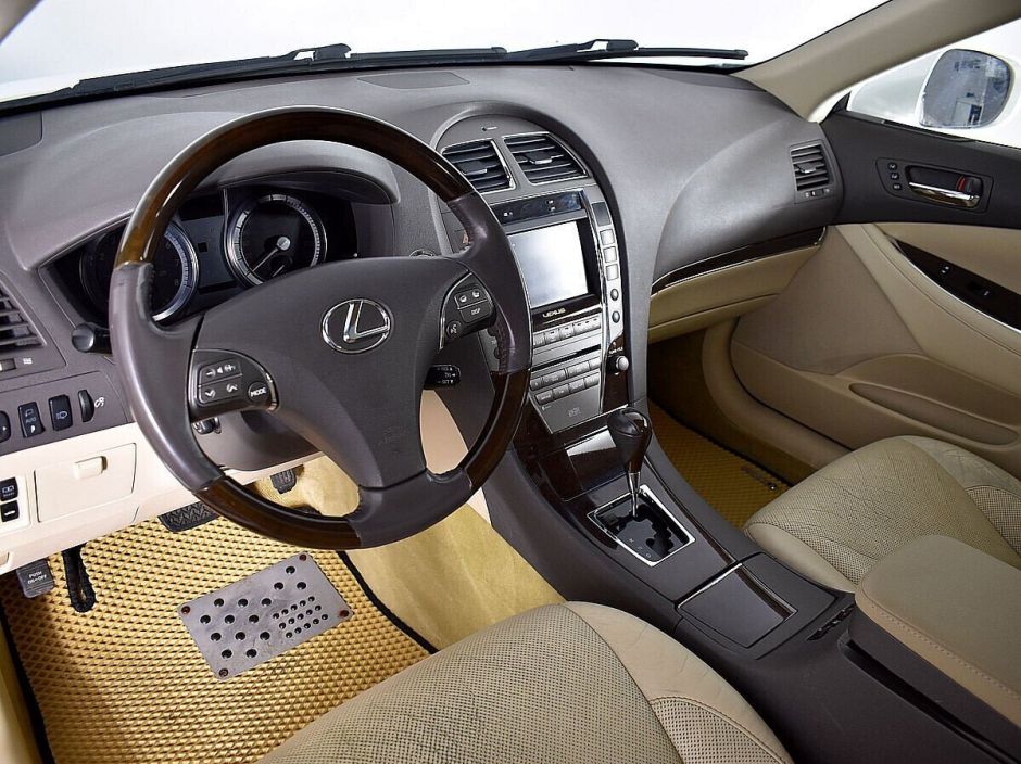 Lexus ES 3.5 АКПП, 2012, 131 000 км фото 6