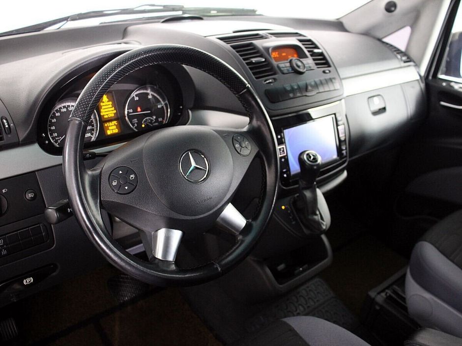 Mercedes-Benz Viano 2.1 АКПП, 2012, 140 000 км фото 3