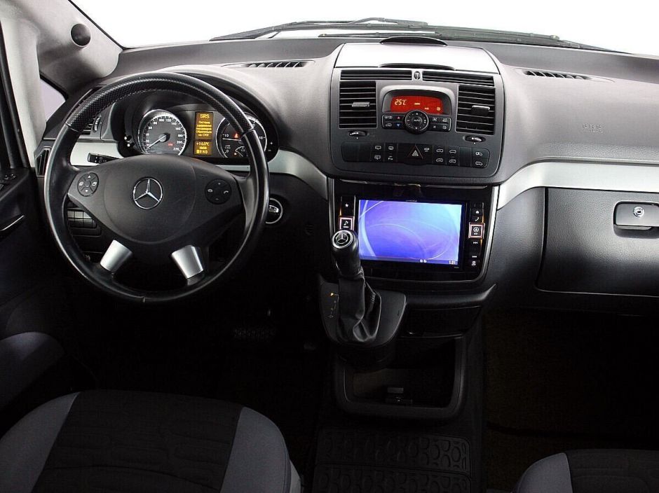 Mercedes-Benz Viano 2.1 АКПП, 2012, 140 000 км фото 4