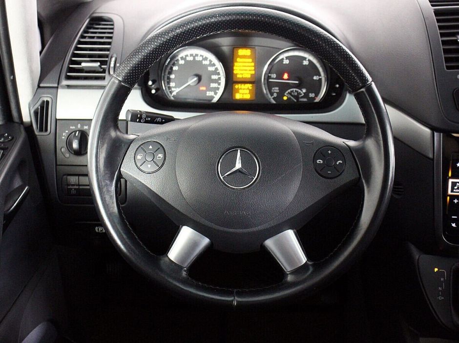 Mercedes-Benz Viano 2.1 АКПП, 2012, 140 000 км фото 5