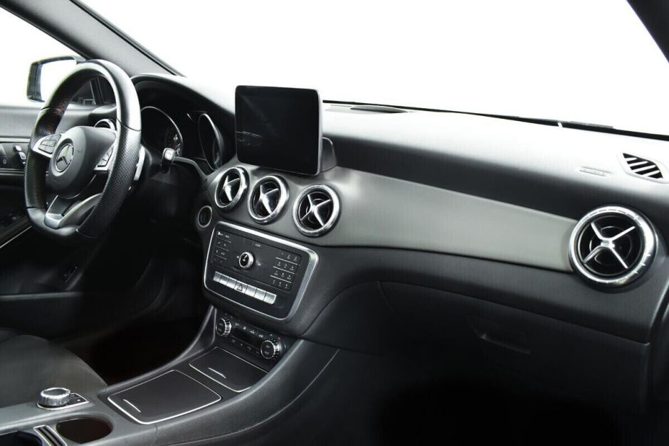 Mercedes-Benz CLA 1.6 РКПП, 2017, 79 000 км фото 8