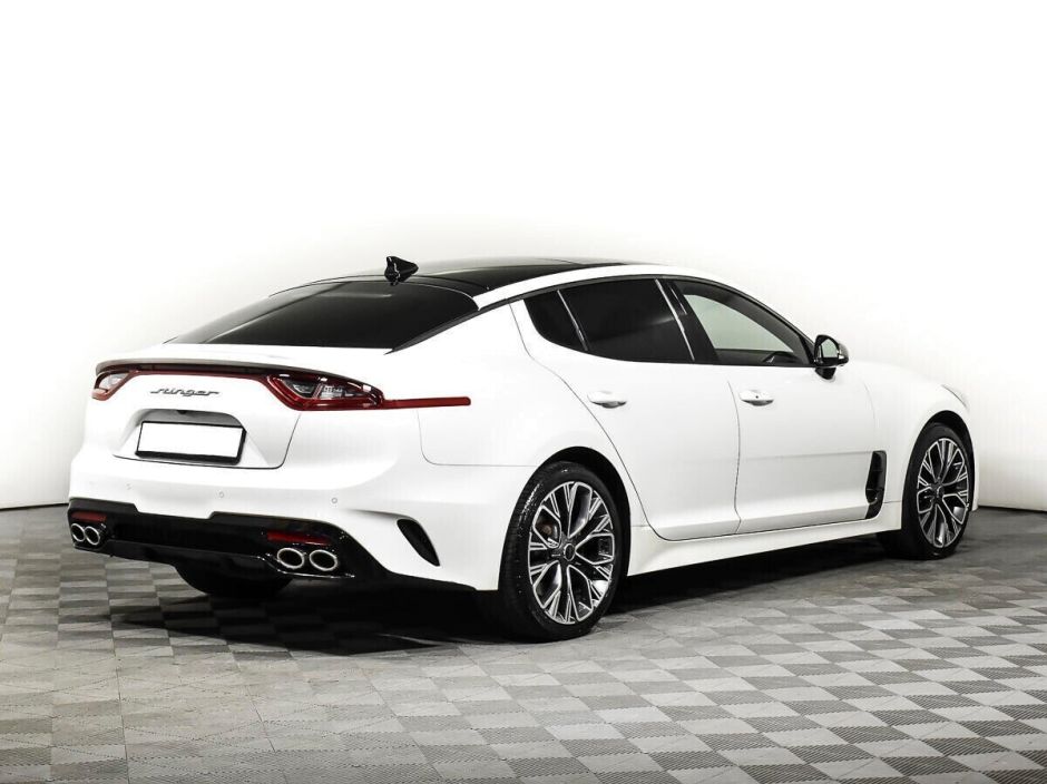 Kia Stinger 2.0 АКПП, 2018, 62 000 км фото 2
