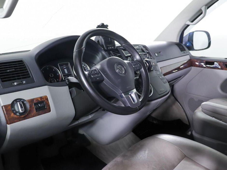 Volkswagen Multivan 2.0 РКПП, 2013, 126 000 км фото 5